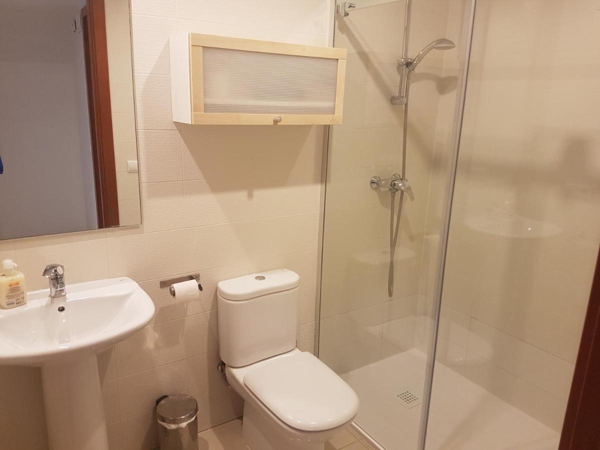 Beautiful Apartment 75M2 With View At The Beach, Pool, Parking Roses Exterior photo