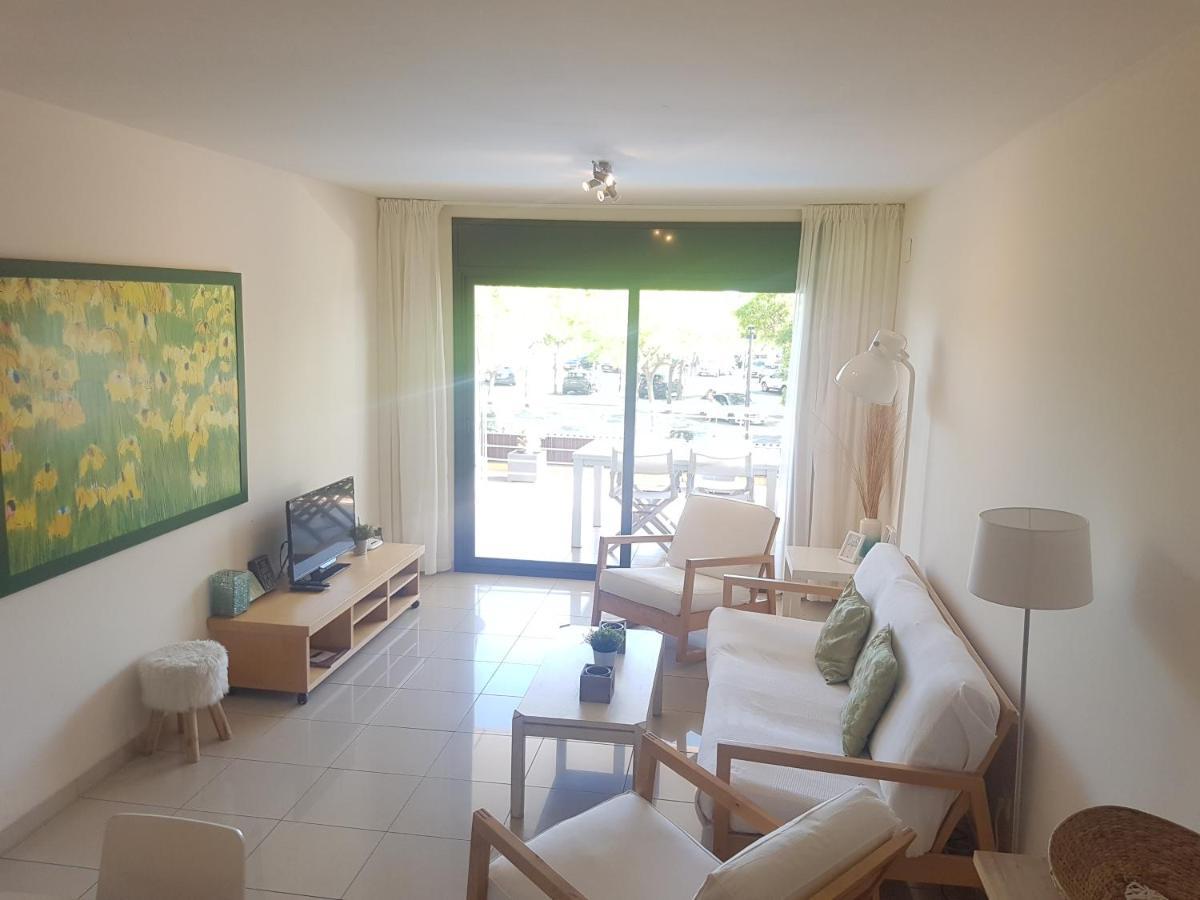 Beautiful Apartment 75M2 With View At The Beach, Pool, Parking Roses Exterior photo